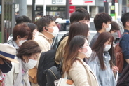 日本はなぜ感染拡大が止まらないのか―華字メディア