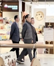 「サムスントップが北京でラブブを買う」中国SNSでトレンド上位に