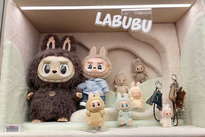 「サムスントップが北京でラブブを買う」中国SNSでトレンド上位に