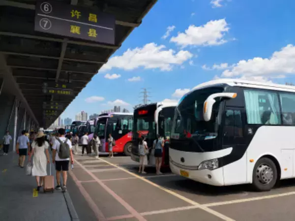 忘れられた存在になっていた長距離バスが復活、「新たな活路」と中国メディア