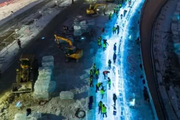 ハルビン氷雪大世界「スーパーアイススライダー」の建設進む―中国