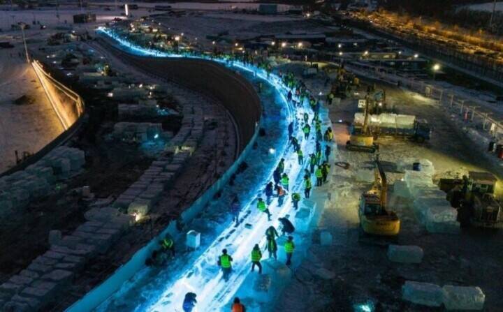 ハルビン氷雪大世界「スーパーアイススライダー」の建設進む―中国