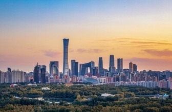 2025年 北京市GDPが5兆元超