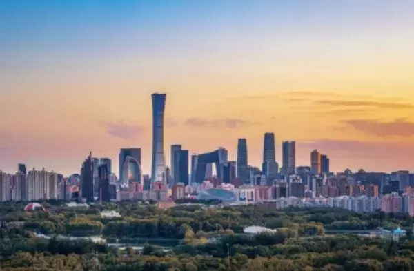 2025年 北京市GDPが5兆元超