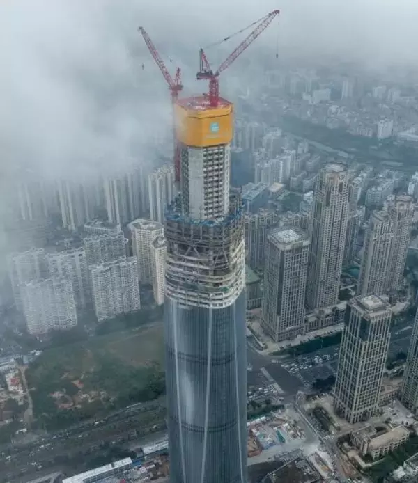 「海南一の高層ビル「海南中心」、コアチューブ構造の主体工事が完成―中国」の画像