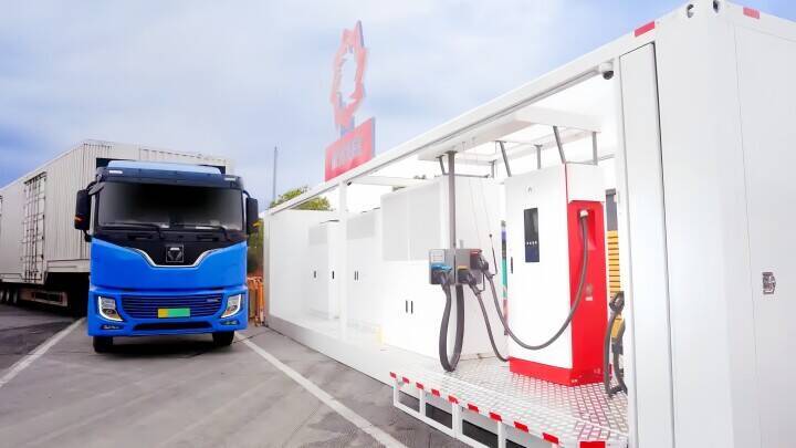 ファーウェイのMW超急速充電、1000キロ行程のEV長距離物流に威力