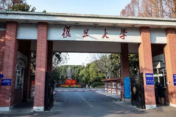 テンセントと復旦大学の合同調査、「AIをより使いこなせる人」に取って代わられることを懸念―中国