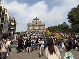 「春節休暇期間、マカオで1日の入境者数が過去最高を記録」の画像1