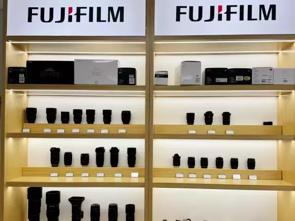 「中国で中古カメラの価格が急騰、その背景は―中国メディア」の画像