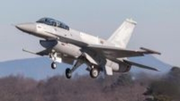 ペルー、米製戦闘機購入契約を見送り