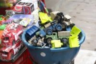 プラスチック価格高騰で玩具工場閉鎖、大規模な抗議活動に発展―中国