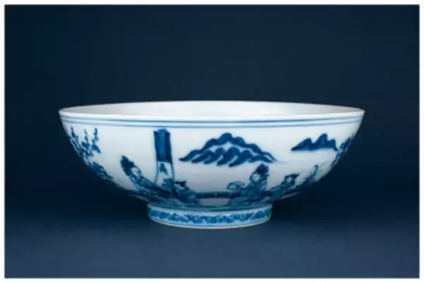 大英博物館で中国の青花磁器2点が破損、碗が落下―中国メディア