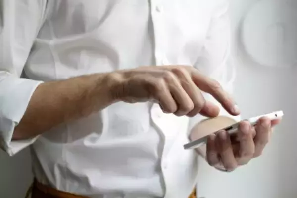 上司の電話にわざと出なかったら……かえって問題が解決した！―中国ネット