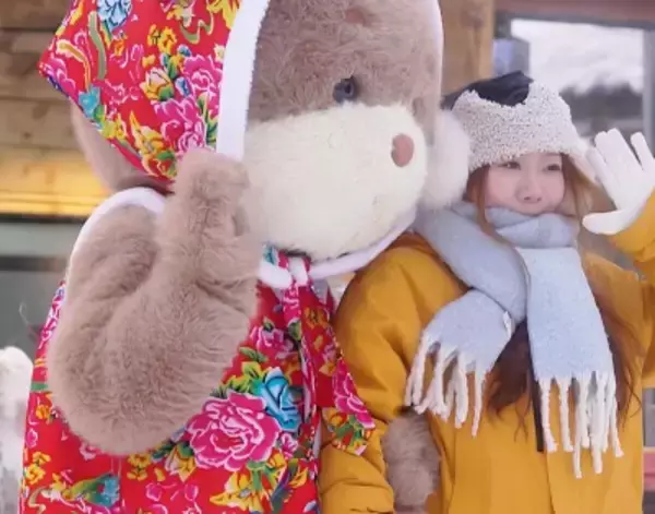 童話の世界に入り込んだような気分を味わえる中国の「雪の里」