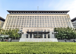 日本から経済界要人が相次ぎ訪中、中国商務部は「役割期待」