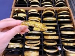 中国で高級品市場に回復の兆し、若者「ゴールドしか勝たん」―中国メディア