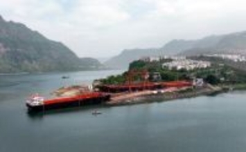 金沙江流域初の1万トン級新エネルギー貨物船が進水―中国