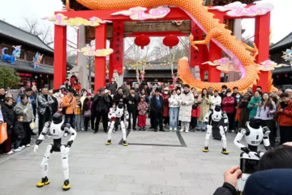 人型ロボが2035年に単価15万元へ、中国市場は3000億元超を予測