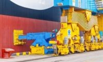 中国初の真空式自動係留システム、青島港で運用開始