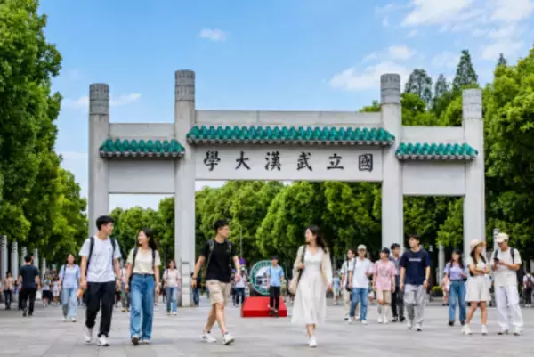 武漢大学で予約制度廃止後に観光客がマナー違反、体育の授業のライブ配信も―中国
