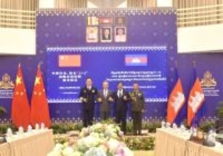中国とカンボジアが外相・国防相「2＋2」の初会合開催