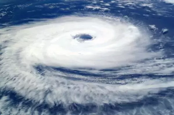 日本に多数の台風上陸と予測、「旅行の予定が…」韓国も注目＝ネット「夏に行く所ではない」