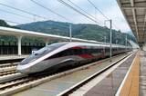 「西康高速鉄道が試運転を開始―中国」の画像1