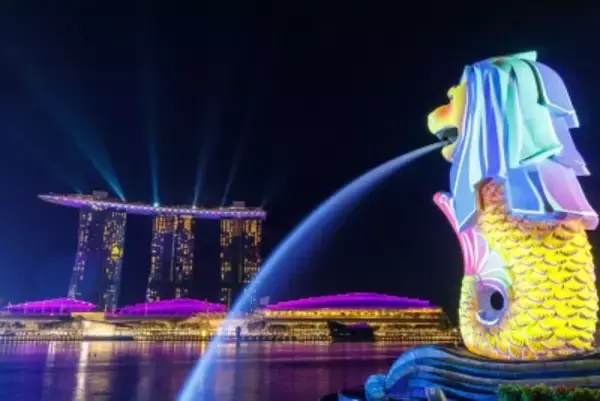 中国とシンガポールがビザ相互免除措置実施で合意、シンガポール旅行の検索が急増