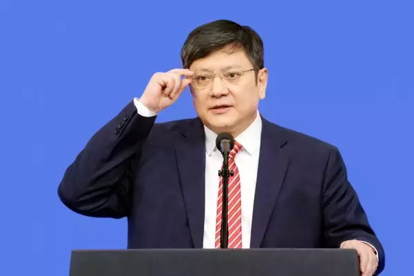 「「人型ロボのダンスパフォーマンスは低俗」ネットで有名な大学教授が公の場で批判し物議―中国」の画像