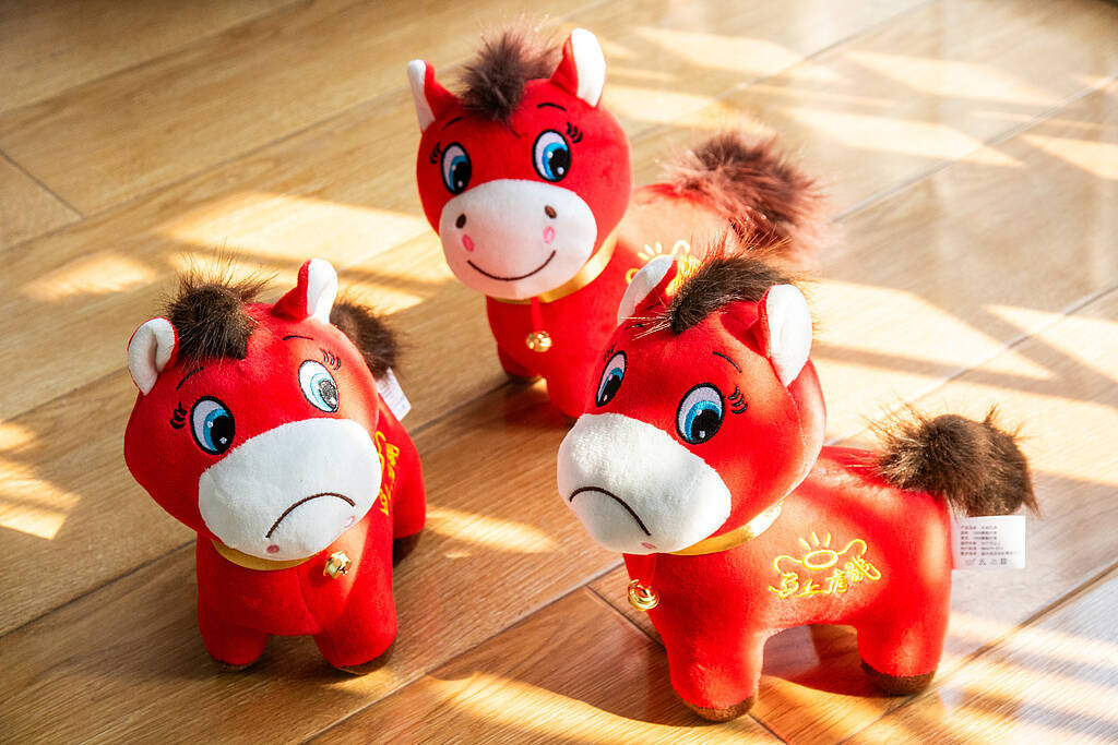 「泣く馬」と「みだれ髪の馬」が中国で大人気となったワケは？―中国メディア