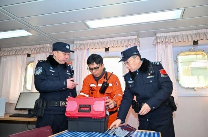 春節市場を目指して海外の生鮮食品が次々に天津到着―中国