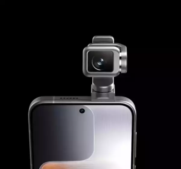 世界初のロボットスマホは回転するジンバルカメラ搭載、中国ネット「SFが現実に」