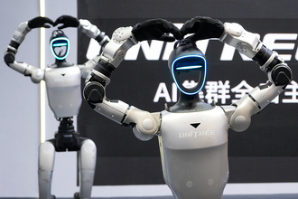 宇樹科技の王興興会長「フィジカルAIロボットの自己進化を推進中」―中国