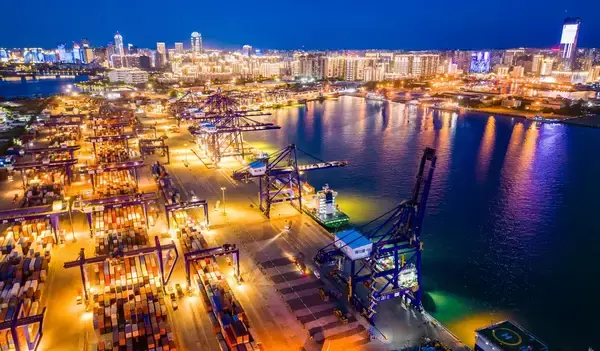 中央経済活動会議  2026年の中国経済関連の重要任務を確定