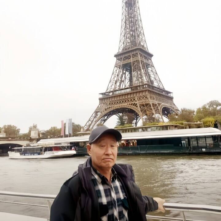 パリを訪れた高齢男性が撮影した写真が想定外の大バズり―中国