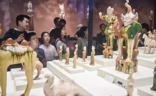 中国の「博物館経済」が急成長、展示とグッズ販売が都市消費の新たなけん引力に
