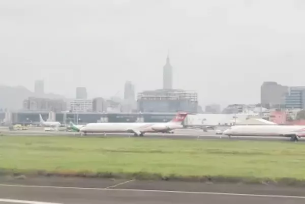 台湾首相に資産関連の疑惑、自腹・チャーター機で東京行きWBC観戦―台湾メディア