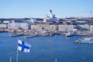 フィンランドのつり目騒動、「日本や韓国からも批判続出」と中国メディア