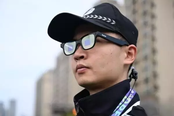 「AI交通警察やARグラス、ハイテクが都市マラソンをサポート―浙江省杭州市」の画像