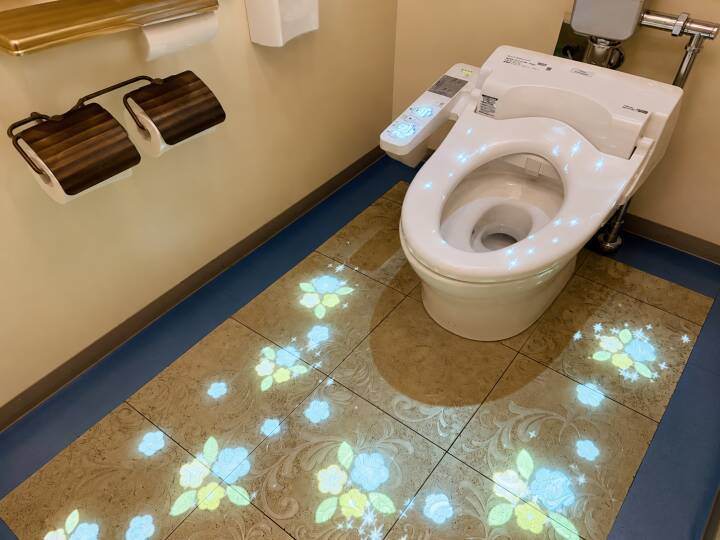 サンリオピューロランドのトイレに中国人衝撃＝「出たら変身してそう」「憎たらしい…」