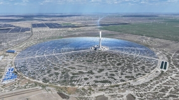 中国最北端のタワー型溶融塩太陽熱発電所、吉林省で完成・稼働開始