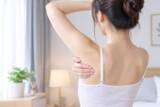 「中国の若い女性が訴える「腋毛の自由」とその背景―仏メディア」の画像1