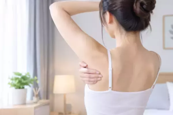 中国の若い女性が訴える「腋毛の自由」とその背景―仏メディア