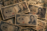 止まらぬ円安、日本政府は為替戦争に向け1兆3000億ドルの「軍資金」確保か？―台湾メディア