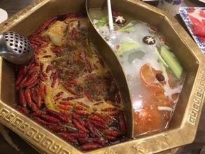 登山から火鍋店での食事まで、中国で有料の付き添いサービスが台頭―英メディア