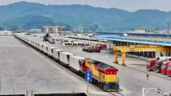 中国・ラオス鉄道、年初来の貨物輸送量が1000万トン突破