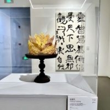 軽く触れただけで……男児が黄金製「鳳冠」を破損、賠償責任は？―中国