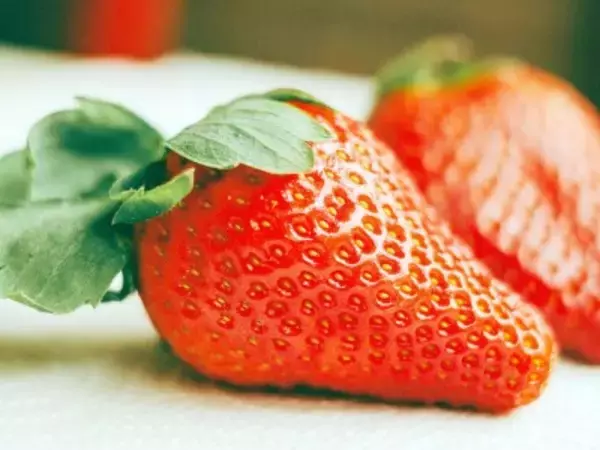 世界で1台、トヨタの最も「甘い」クラウンに中国ネット「甘いというより痛い」