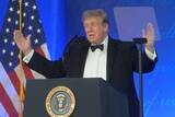 「銃撃から約3カ月、記者協会の晩餐会に改めて出席―トランプ大統領」の画像1