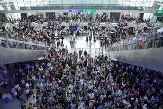 国慶節連休初日、中国の鉄道旅客輸送は延べ2480万人に